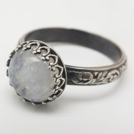 Gem Lounge Moonstone Ring